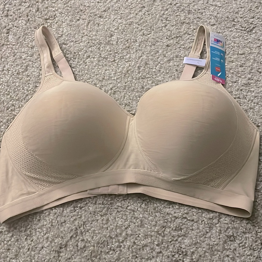 Nude Hanes Bra